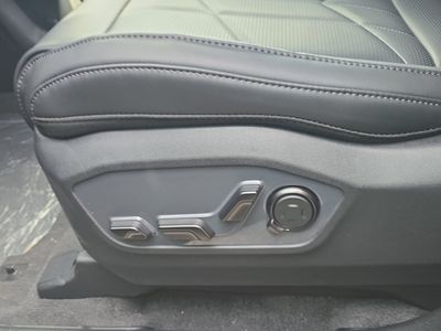2027 Kia Telluride Hybrid - Photo 22
