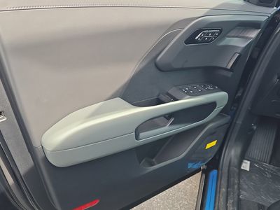 2027 Kia Telluride Hybrid - Photo 19