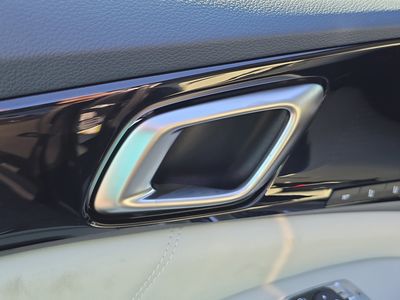 2026 Kia Carnival Hybrid - Photo 23