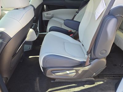 2026 Kia Carnival Hybrid - Photo 19