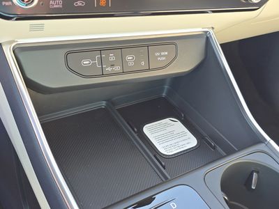 2026 Kia Carnival Hybrid - Photo 30