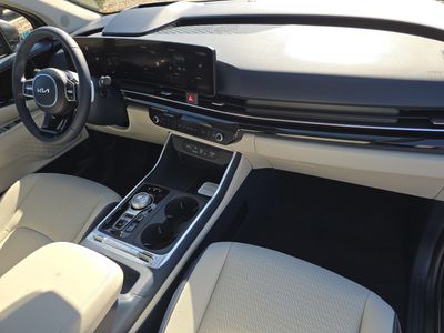 2026 Kia Carnival Hybrid - Photo 14