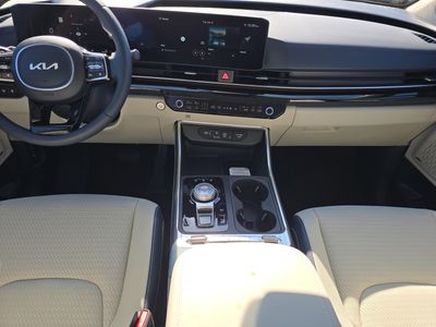 2026 Kia Carnival Hybrid - Photo 17