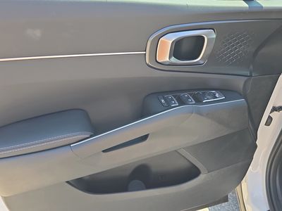 2026 Kia Sorento - Photo 17