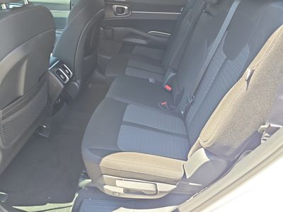 2026 Kia Sorento - Photo 16