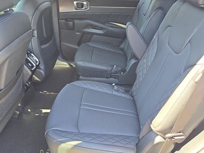 2026 Kia Sorento Hybrid - Photo 16