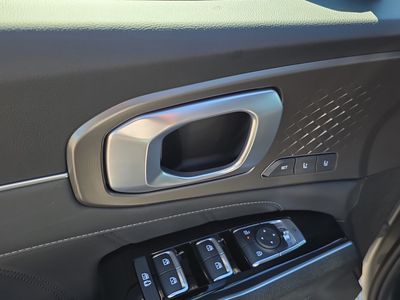 2026 Kia Sorento Hybrid - Photo 18
