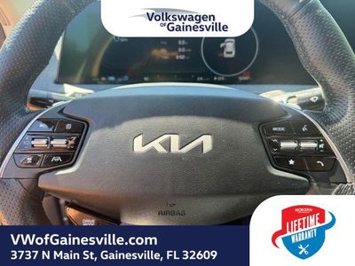 2022 Kia EV6 - Photo 21