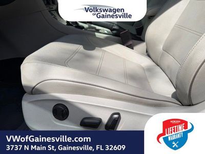 2018 Volkswagen Passat - Photo 14