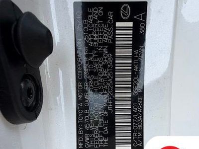 2010 Lexus IS - Photo 26