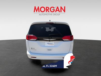 2023 Chrysler Voyager - Photo 4