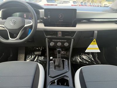 2026 Volkswagen Taos - Photo 9