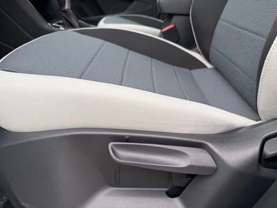 2026 Volkswagen Taos - Photo 13