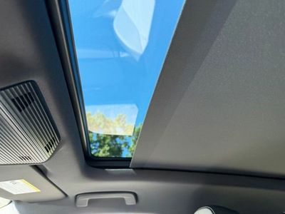 2026 Volkswagen Tiguan - Photo 23