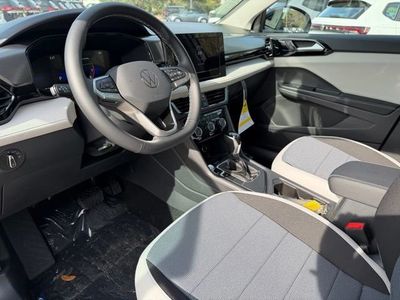 2026 Volkswagen Taos - Photo 14