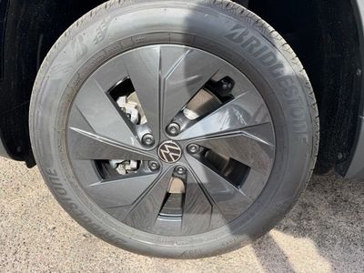 2026 Volkswagen Taos - Photo 23