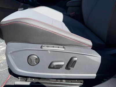 2026 Volkswagen Jetta GLI - Photo 11