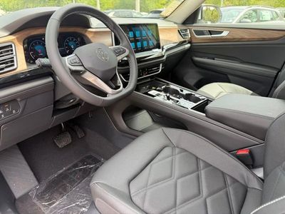 2026 Volkswagen Atlas - Photo 16