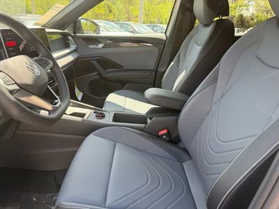 2026 Volkswagen Tiguan - Photo 15