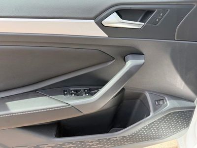 2026 Volkswagen Jetta - Photo 12