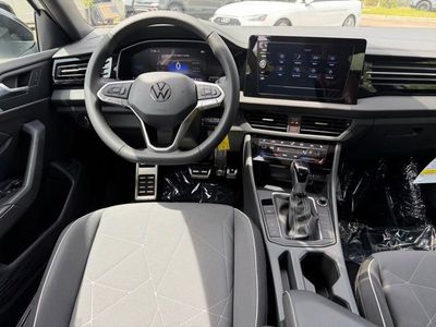 2026 Volkswagen Jetta - Photo 10