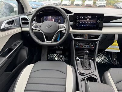 2026 Volkswagen Taos - Photo 10