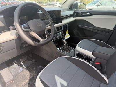 2026 Volkswagen Taos - Photo 15