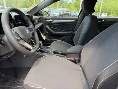 2026 Volkswagen Jetta - Photo 14