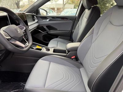 2026 Volkswagen Tiguan - Photo 15
