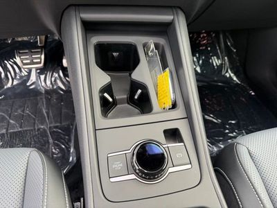 2026 Volkswagen Tiguan - Photo 22