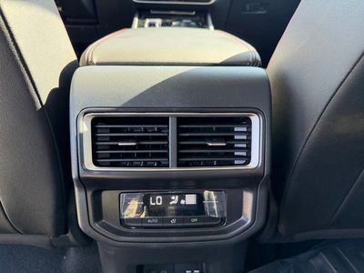 2026 Volkswagen Atlas - Photo 8