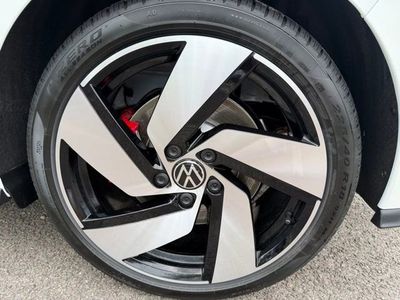 2026 Volkswagen Golf GTI - Photo 23