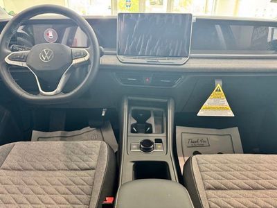 2025 Volkswagen Tiguan - Photo 8