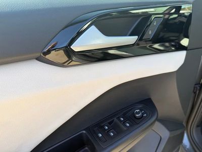 2026 Volkswagen Taos - Photo 12