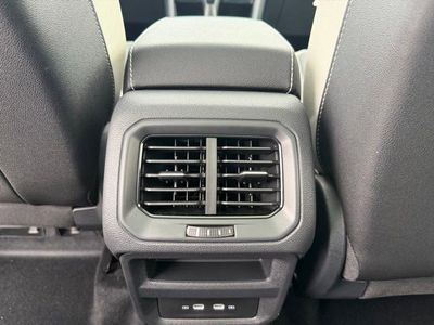 2026 Volkswagen Taos - Photo 8