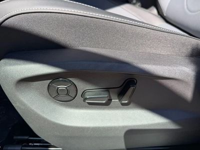 2026 Volkswagen Tiguan - Photo 13