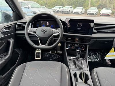 2026 Volkswagen Jetta - Photo 9
