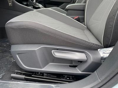 2026 Volkswagen Jetta - Photo 13