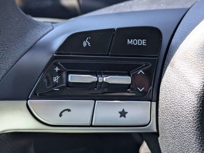2024 Hyundai Elantra - Photo 22