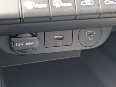 2024 Hyundai Elantra - Photo 19