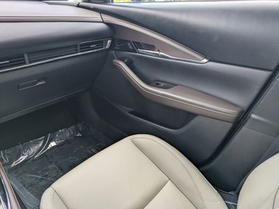 2025 Mazda CX-30 - Photo 14