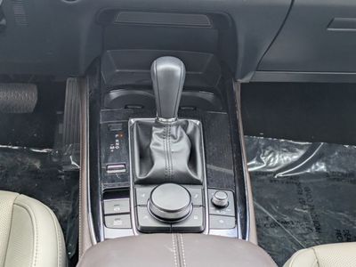 2025 Mazda CX-30 - Photo 16