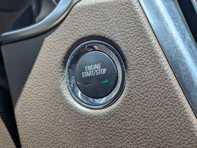 2016 Cadillac SRX - Photo 25