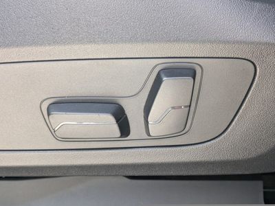 2025 BMW X1 - Photo 17