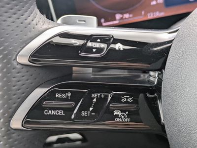 2025 Mercedes-Benz GLC - Photo 20