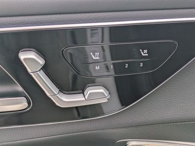 2025 Mercedes-Benz GLC - Photo 16