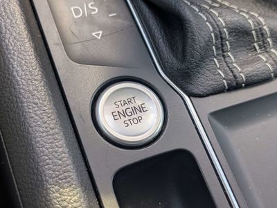 2021 Volkswagen Atlas Cross Sport - Photo 26