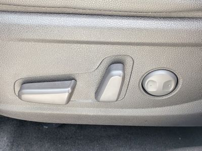 2020 Hyundai Santa Fe - Photo 25