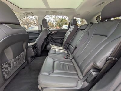 2021 Audi Q7 - Photo 11
