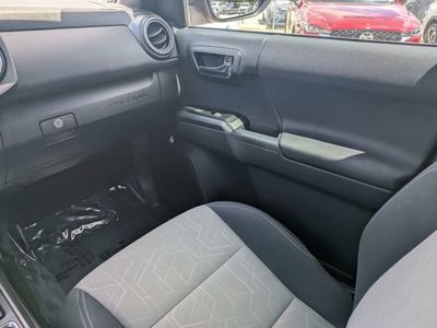 2021 Toyota Tacoma 4WD - Photo 17